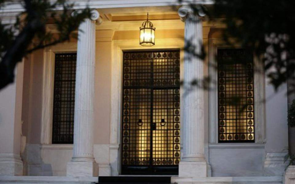 Δύο «επιτηρητές» για να προχωρήσει η αξιολόγηση