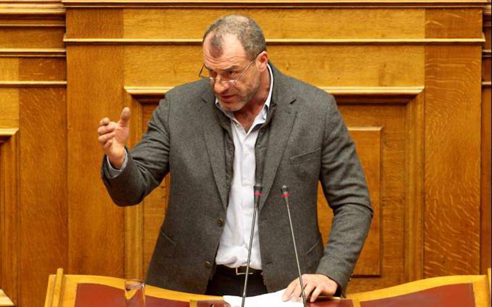 Ανεξαρτητοποίηση Ν. Μίχου από τη Χρυσή Αυγή με αιχμές 1