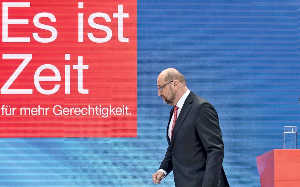 Κλυδωνισμοί στην ελληνική οικονομία, πιέσεις στο ευρώ από τις γερμανικές εκλογές