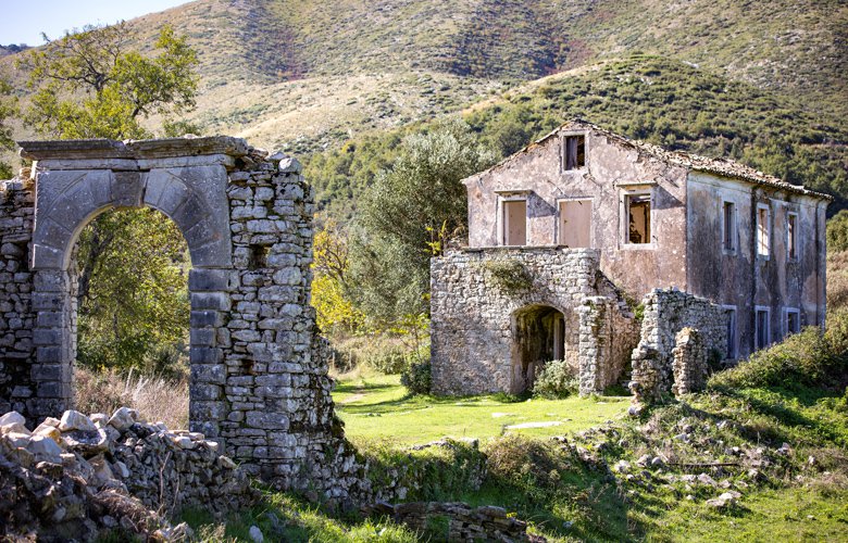 Το μαγευτικό «χωριό φάντασμα» της Κέρκυρας! 4
