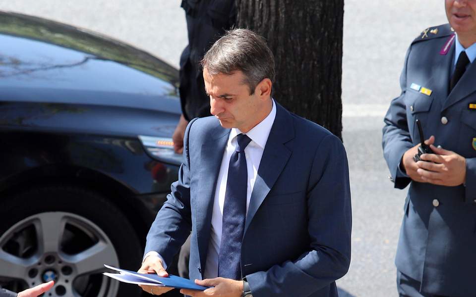 Ν.Δ.: Σκιαμαχίες από Μαξίμου 1