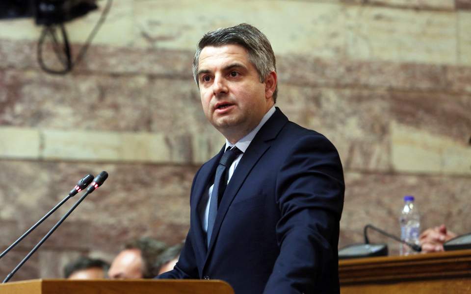 Αποχώρηση Κωνσταντινόπουλου από την «κούρσα»