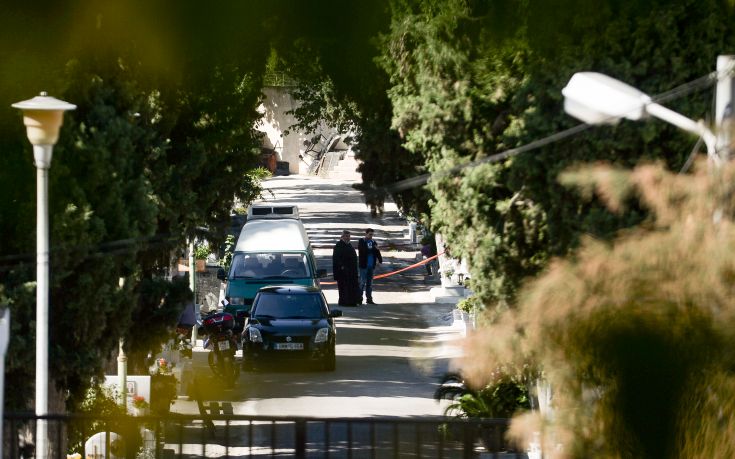 Τελευταίο αντίο στην 32χρονη εφοριακό που δολοφονήθηκε 1