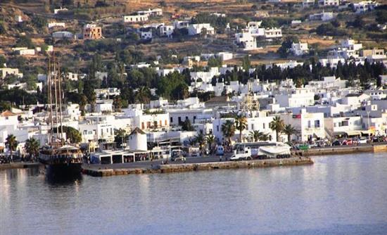 «Ραντεβού» στην Πάρο δίνουν οι ερασιτεχνικοί θίασοι του Αιγαίου