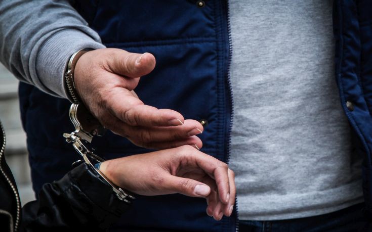 Συνελήφθησαν δύο μέλη εγκληματικής ομάδας που διέπραττε κλοπές από οικίες 1