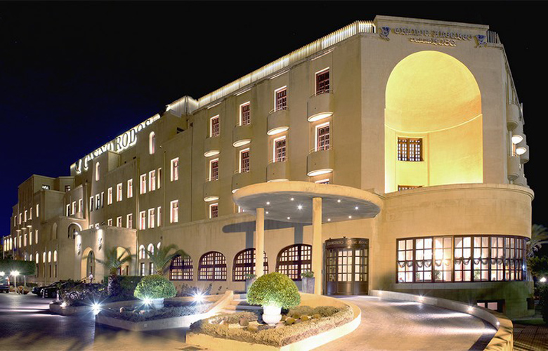 Ελκυστικά πακέτα διαμονής από €380 στο πολυτελές Grande Albergo delle Rose της Ρόδου