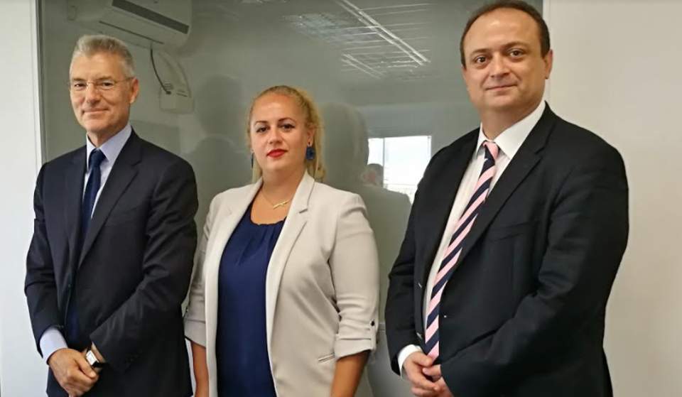 Υπογράφηκε έναντι 600 εκατ. η παράταση της παραχώρησης του αεροδρομίου Ελ. Βενιζέλος