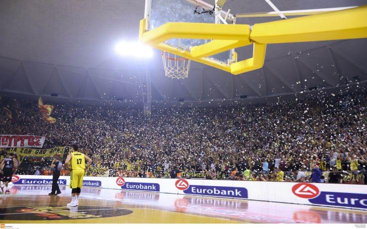 Το πανό των οπαδών του Άρη για τον… Τσίπρα