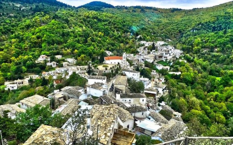 Πανέμορφα ελληνικά χωριά όπου σταμάτησε ο χρόνος 3