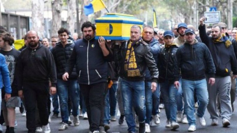 Οι τιφόζι της Μόντενα έκαναν την κηδεία της ομάδας 1