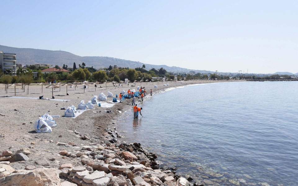 Πώς θα αποζημιωθούν οι πληγέντες από την πετρελαιοκηλίδα