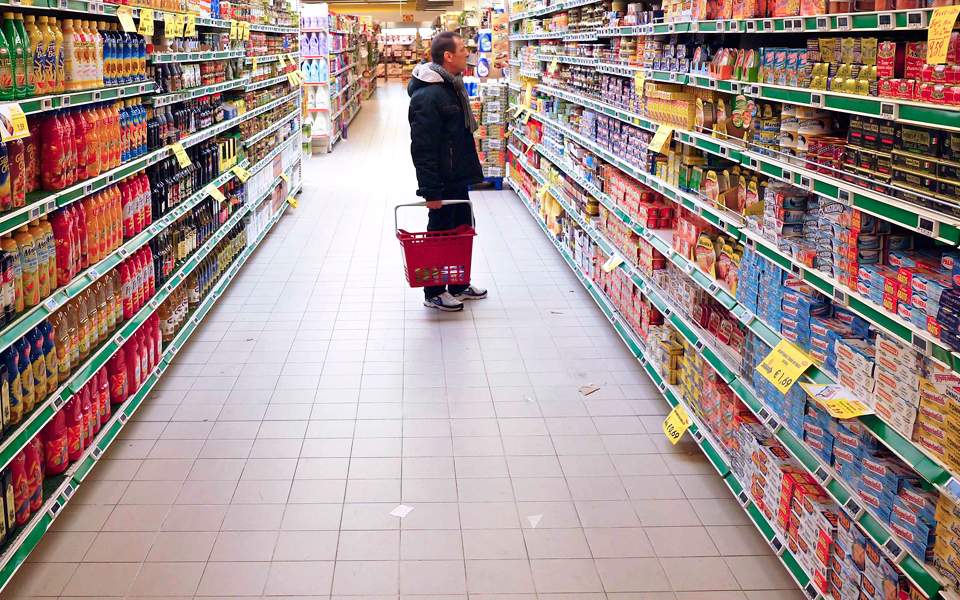 Μειώθηκαν κατά 34% οι δαπάνες των νοικοκυριών σε 8 έτη 1