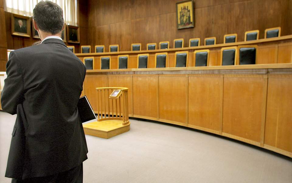 Αυστηρότερα κριτήρια για το νόμο Κατσέλη ζητούν οι τράπεζες