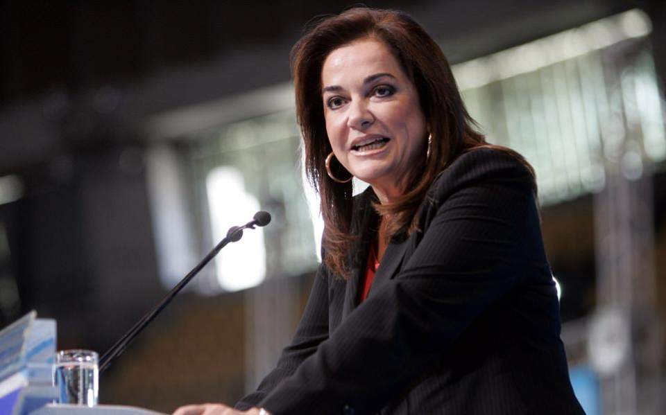 Μπακογιάννη: «Λάσπη στον ανεμιστήρα από Τσίπρα»