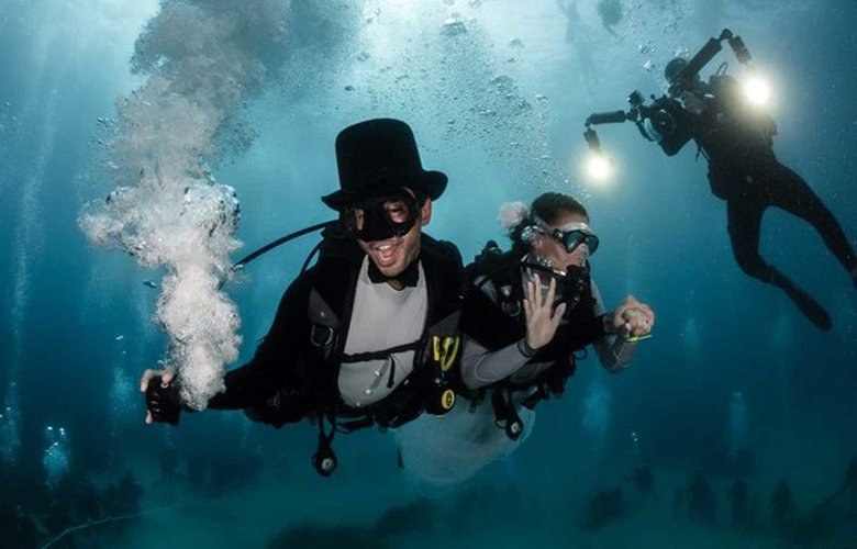 Παντρευτείτε στο… βυθό στο Μόντε Κάρλο! 1