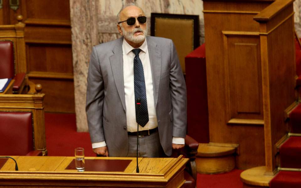 Αντιδράσεις για τροπολογία 114 σελίδων σε ν/σ του υπ. Ναυτιλίας – συγγνώμη από Κουρουμπλή