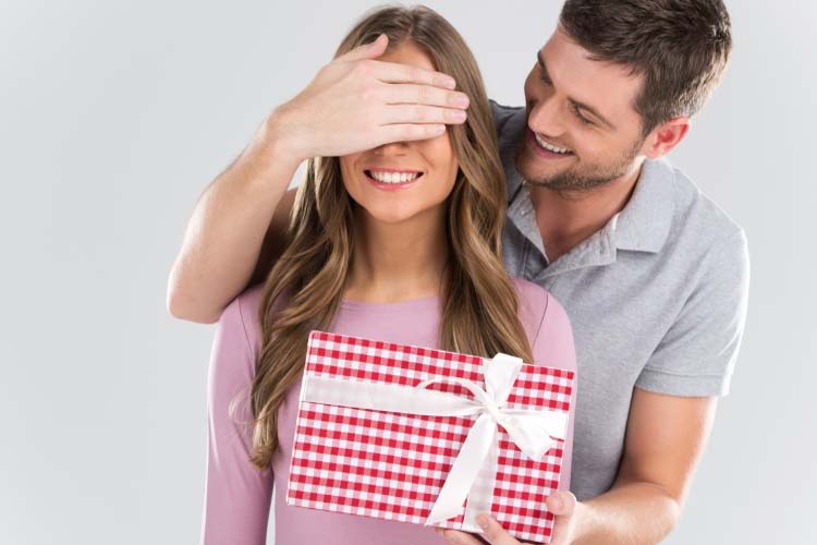 Κάντε έκπληξη στους αγαπημένους σας με μία τσάντα από το 4bag