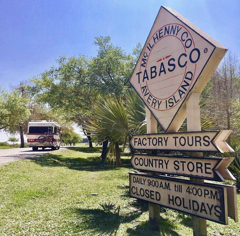 Το νησί του ταμπάσκο! – Ίσως το πιο «καυτό» μέρος του πλανήτη