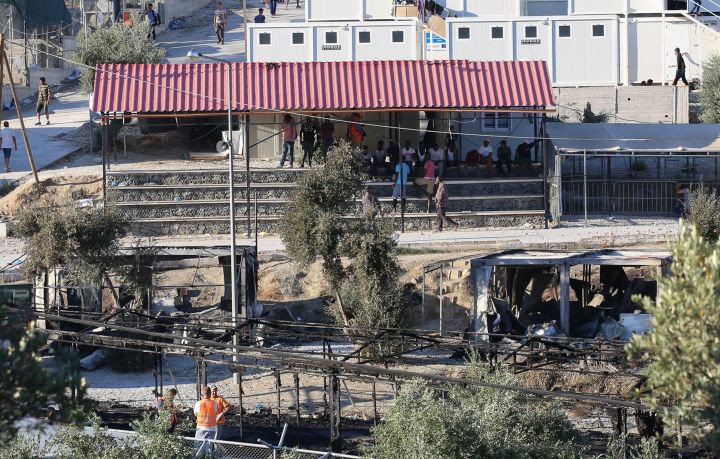 Τραυματισμοί, όπλα, κλοπές και συλλήψεις στον καταυλισμό της Μόριας 1