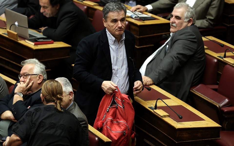 Δεν αποκλείει νέο πρόγραμμα στην Ελλάδα αν κάτι πάει στραβά το Spiegel