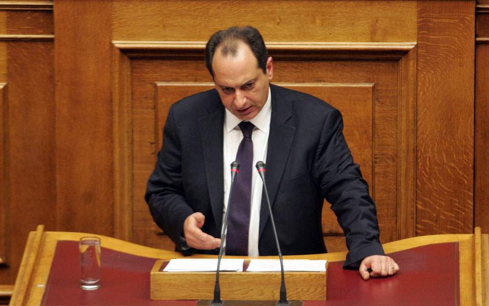 Σπίρτζης: Τις επόμενες ημέρες θα εγκατασταθούν τα σύγχρονα μηχανήματα έκδοσης ηλεκτρονικών εισιτηρίων