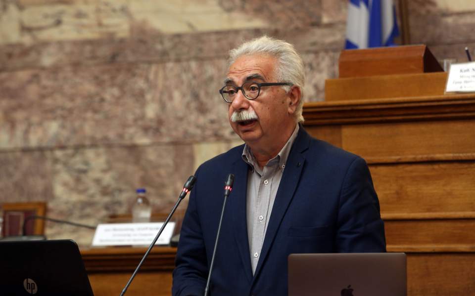 Θεολόγοι κατά Γαβρόγλου: Μεθοδεύει αποορθοδοξοποίηση των παιδιών στα σχολεία