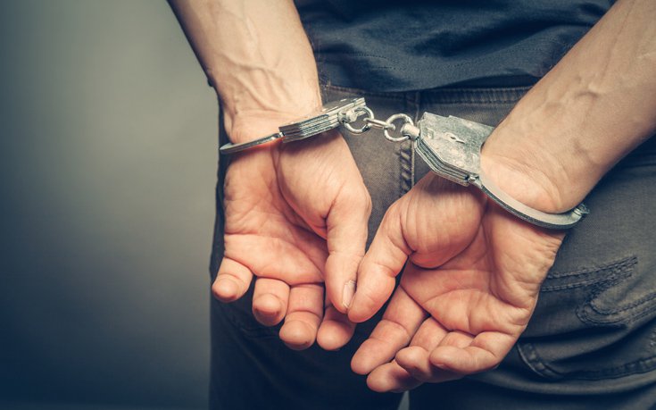 Διαρρήκτες συνελήφθησαν έξω από το σπίτι που «άνοιξαν»