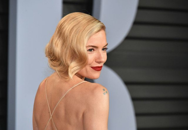 Τα 14 πιο εντυπωσιακά beauty looks από το Vanity Fair Oscar Party