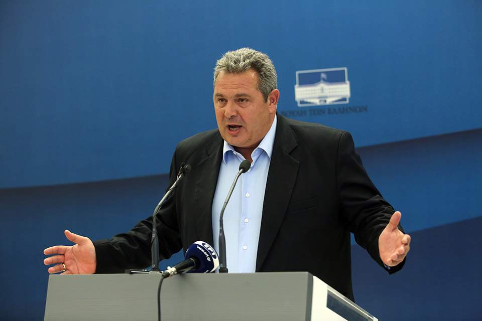 Οργή Καμμένου για την επίθεση κουκουλοφόρων στο γραφείο του Κατσίκη: Ολα έχουν ένα όριο
