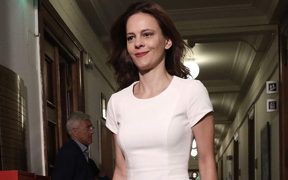 Υπεγράφησαν οι επεκτάσεις τεσσάρων κλαδικών συμβάσεων