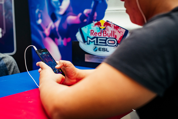 Είσαι καλός στο Clash Royale; Δείξε τι αξίζεις δηλώνοντας συμμετοχή στο Red Bull M.E.O. by ESL!