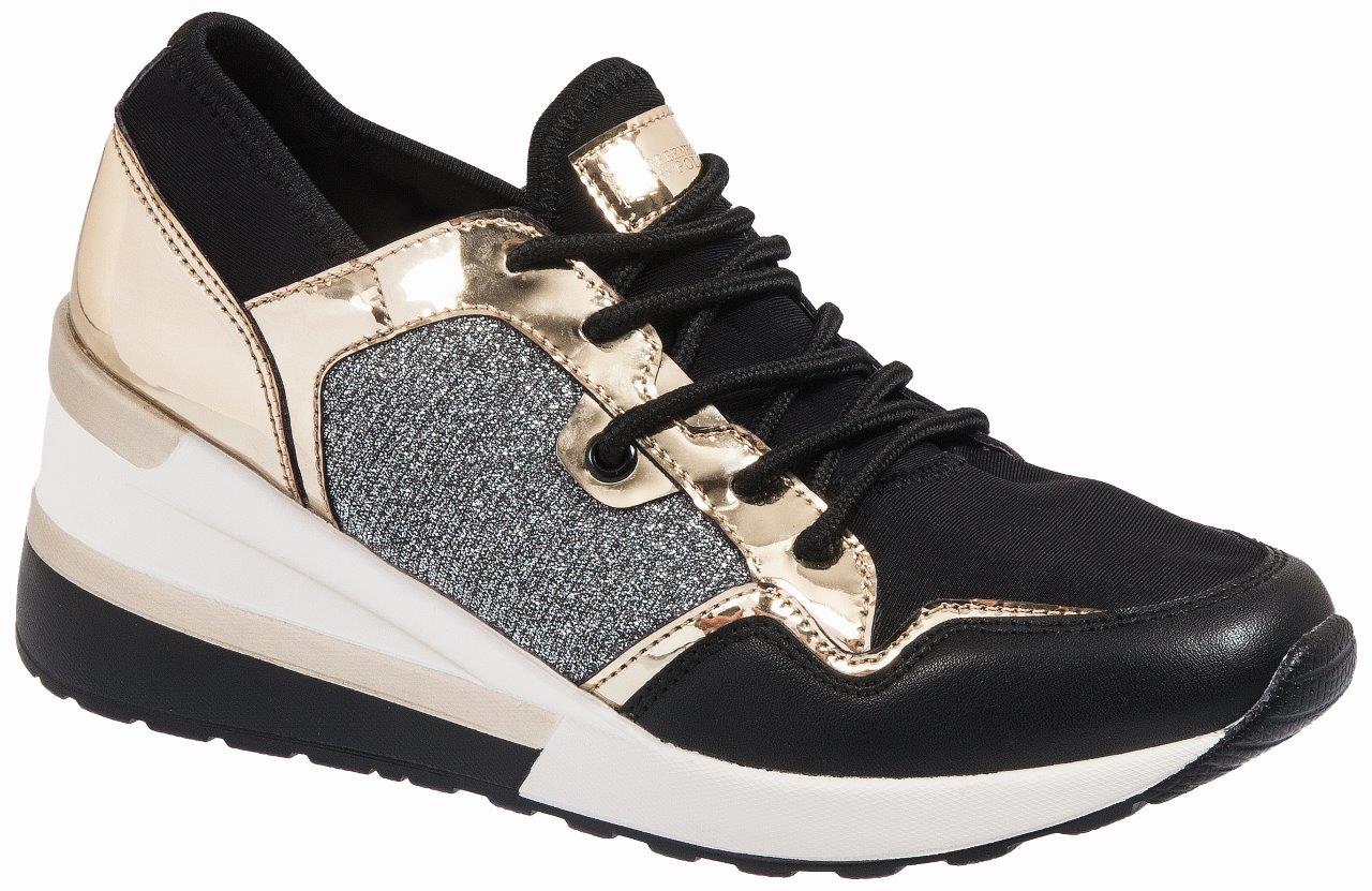 Οδηγός Αγοράς: 12 νέα sneakers για cool εμφανίσεις