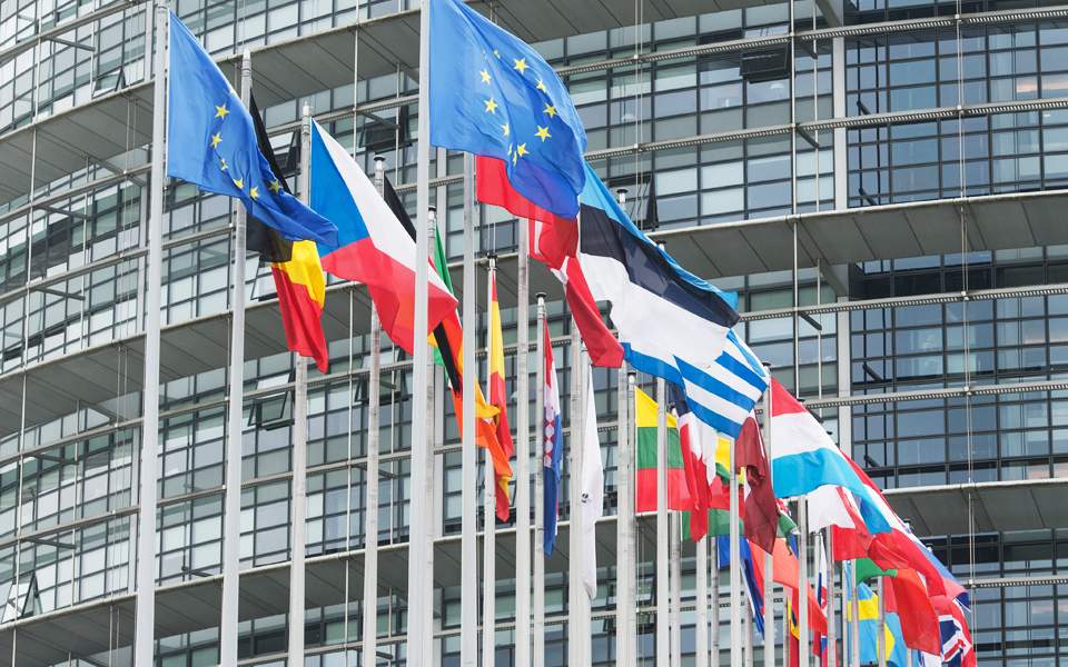 Αποψη: Μάχες οπισθοφυλακών