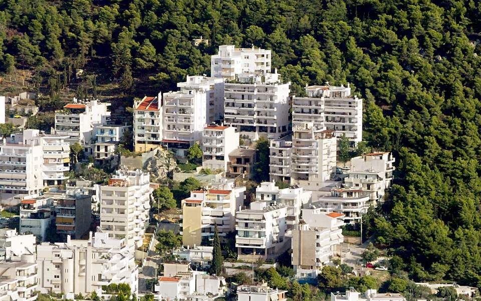 Σπεύδουν να μεταβιβάσουν τα ακίνητα πριν εφαρμοστούν πλήρως οι νέες αντικειμενικές 1