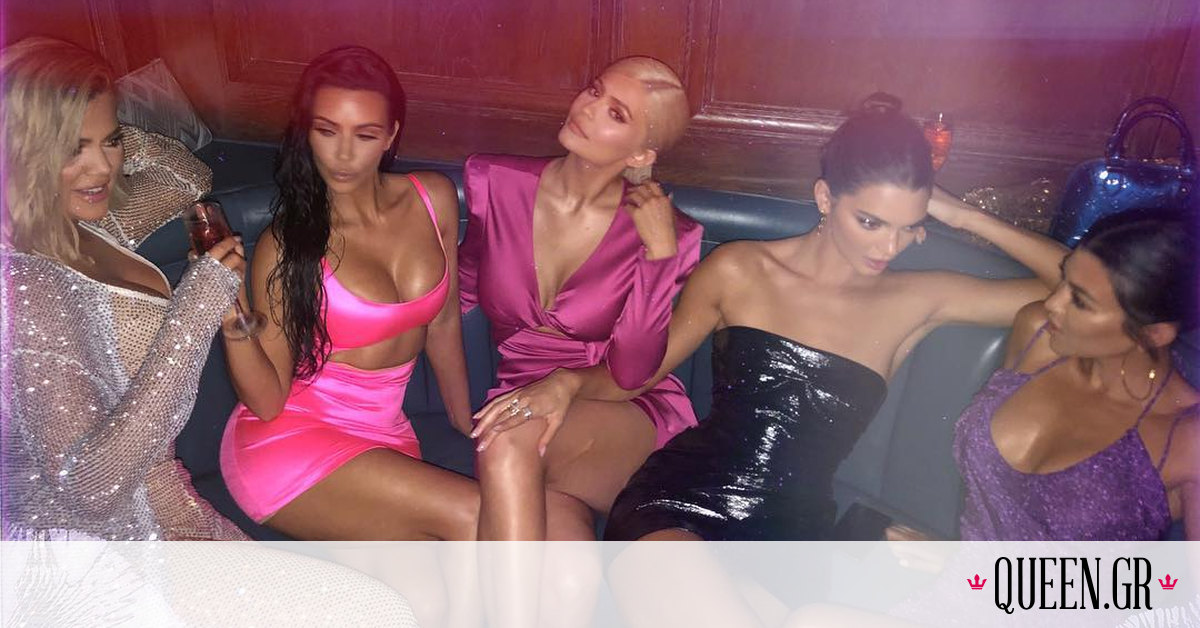 Η χριστουγεννιάτικη κάρτα των Kardashian πραγματοποιήθηκε, όμως η απουσία ατόμων ήταν εμφανής