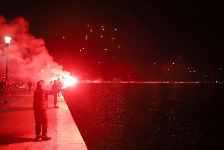 Φωτιά στη Θεσσαλονίκη για το πρωτάθλημα του ΠΑΟΚ 4