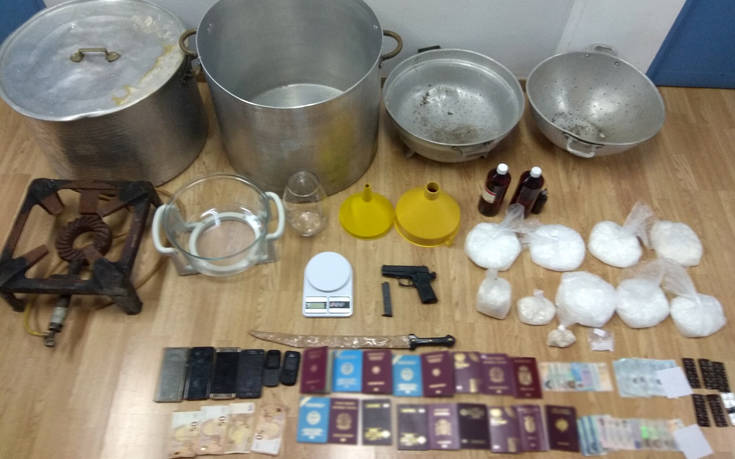 «Κοκαΐνη των φτωχών»: Εργαστήριο του θανατηφόρου Shisha στο κέντρο της Αθήνας 2