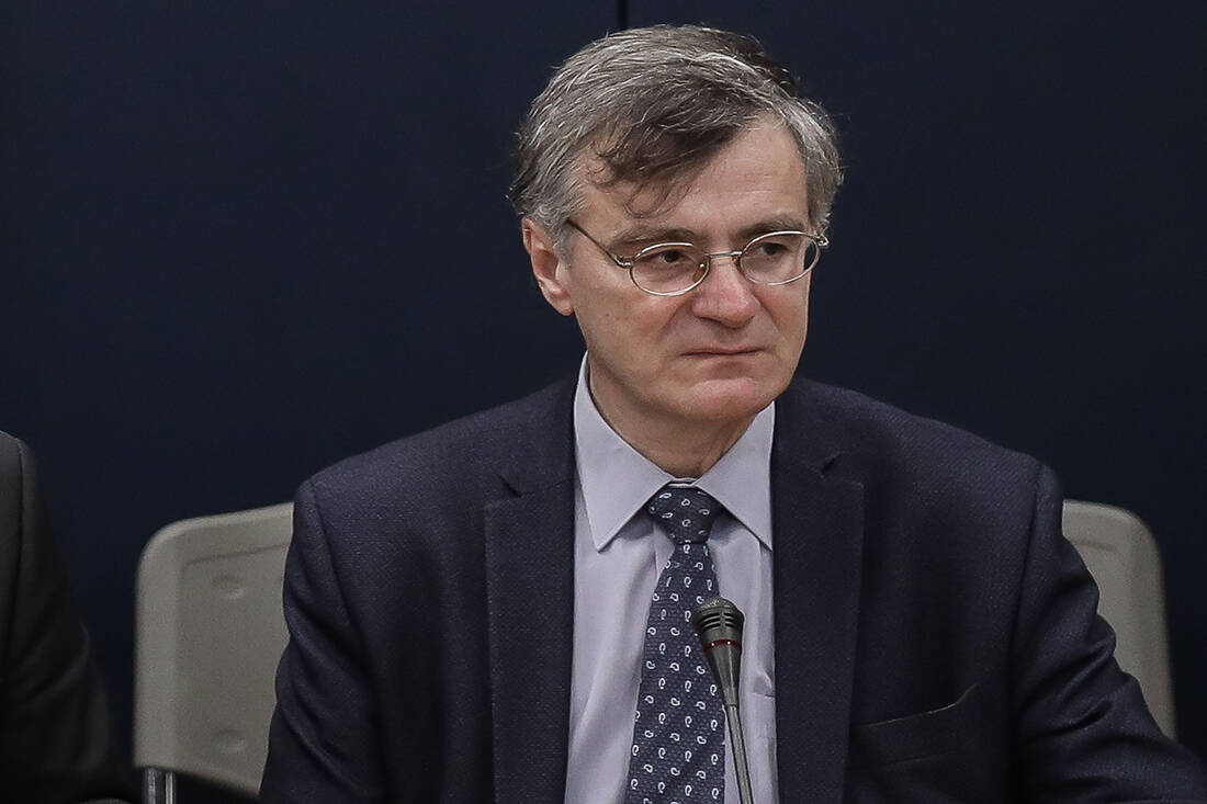 Σωτήρης Τσιόδρας: Ο επιστήμονας που από τα χείλη του κρέμεται η Ελλάδα 2