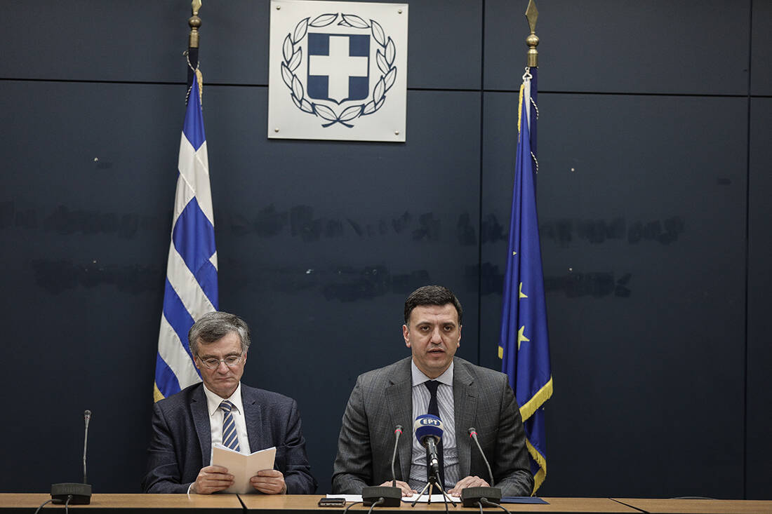 Σωτήρης Τσιόδρας: Ο επιστήμονας που από τα χείλη του κρέμεται η Ελλάδα 1