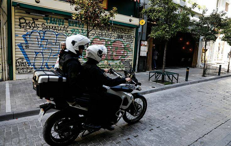 Κορονοϊός: 12 συλλήψεις το Σάββατο για ανοιχτά καταστήματα – 233 συνολικά