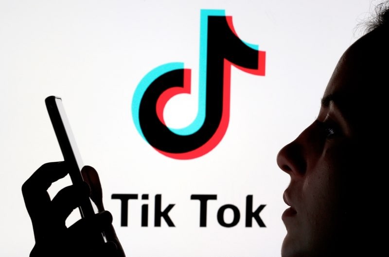 TikTok: Η πολιτική της «έκοβε» αναρτήσεις άσχημων, χοντρών, φτωχών…