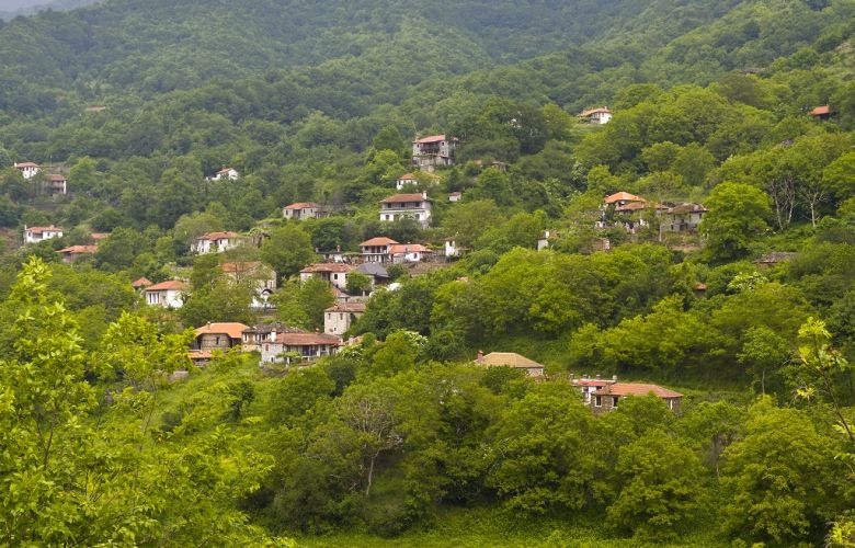 Το «στοιχειωμένο» χωριό της Ελλάδας είναι γεμάτο με «σκοτεινούς» θρύλους – News.gr