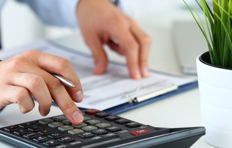Στέλνει ραβασάκια με αναδρομικό ΕΝΦΙΑ σε χιλιάδες επιχειρήσεις – News.gr