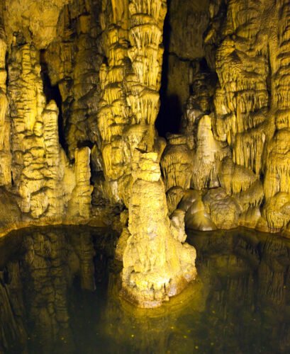 Το μυθικό σπήλαιο του Δία που είναι κρυμμένο στα 1.000 μέτρα υψόμετρο – News.gr 1