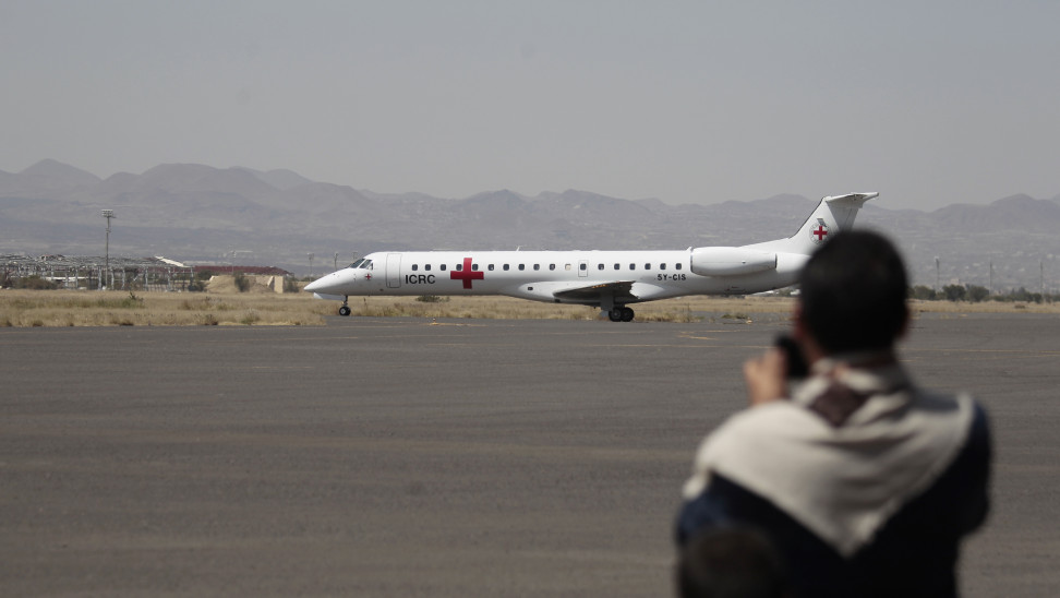 Υεμένη: νεκροί μετά την προσγείωση αεροπλάνου που μετέφερε νέα κυβέρνηση