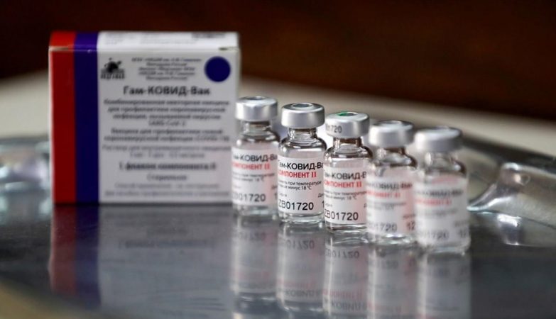 AstraZeneca: Ξεκίνησαν οι κοινές κλινικές δοκιμές των εμβολίων 14