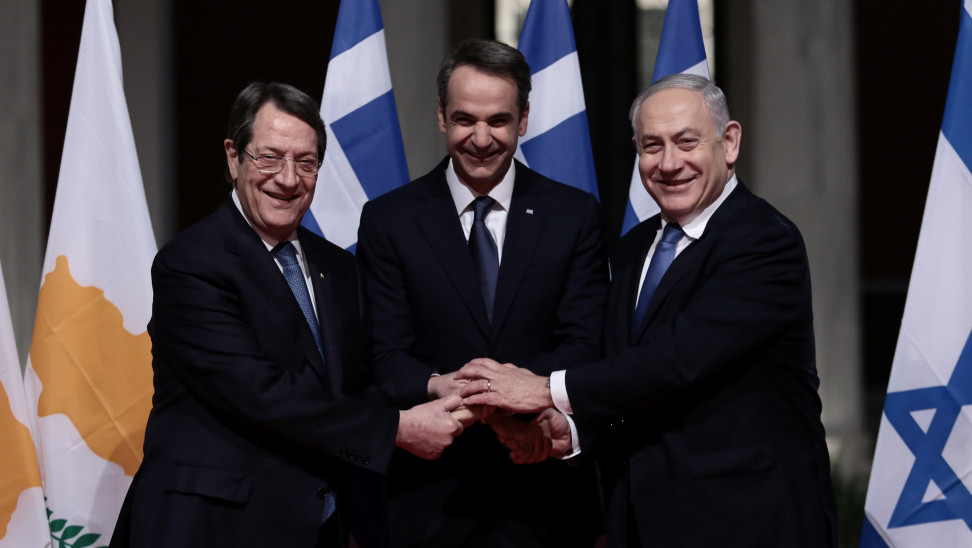 Guardian: Η συμφωνία Ελλάδας-Κύπρου-Ισραήλ δείχνει το δρόμο στον τουρισμό