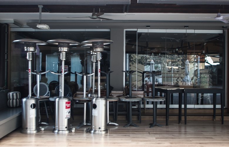 Η πανδημία έριξε στα… τάρταρα τον τζίρο – News.gr