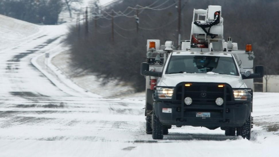ΗΠΑ: Γιατί το Τέξας, ο ενεργειακός πνεύμονας της χώρας, έχει παραλύσει από διακοπές στην ηλεκτροδότηση;
