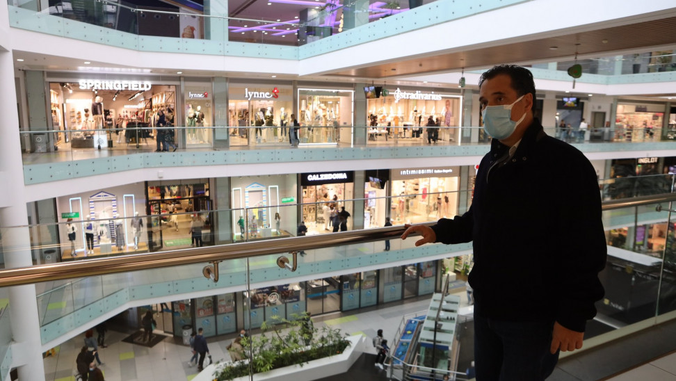 Γεωργιάδης για εμπορικά κέντρα: Όλα κυλούν ομαλά